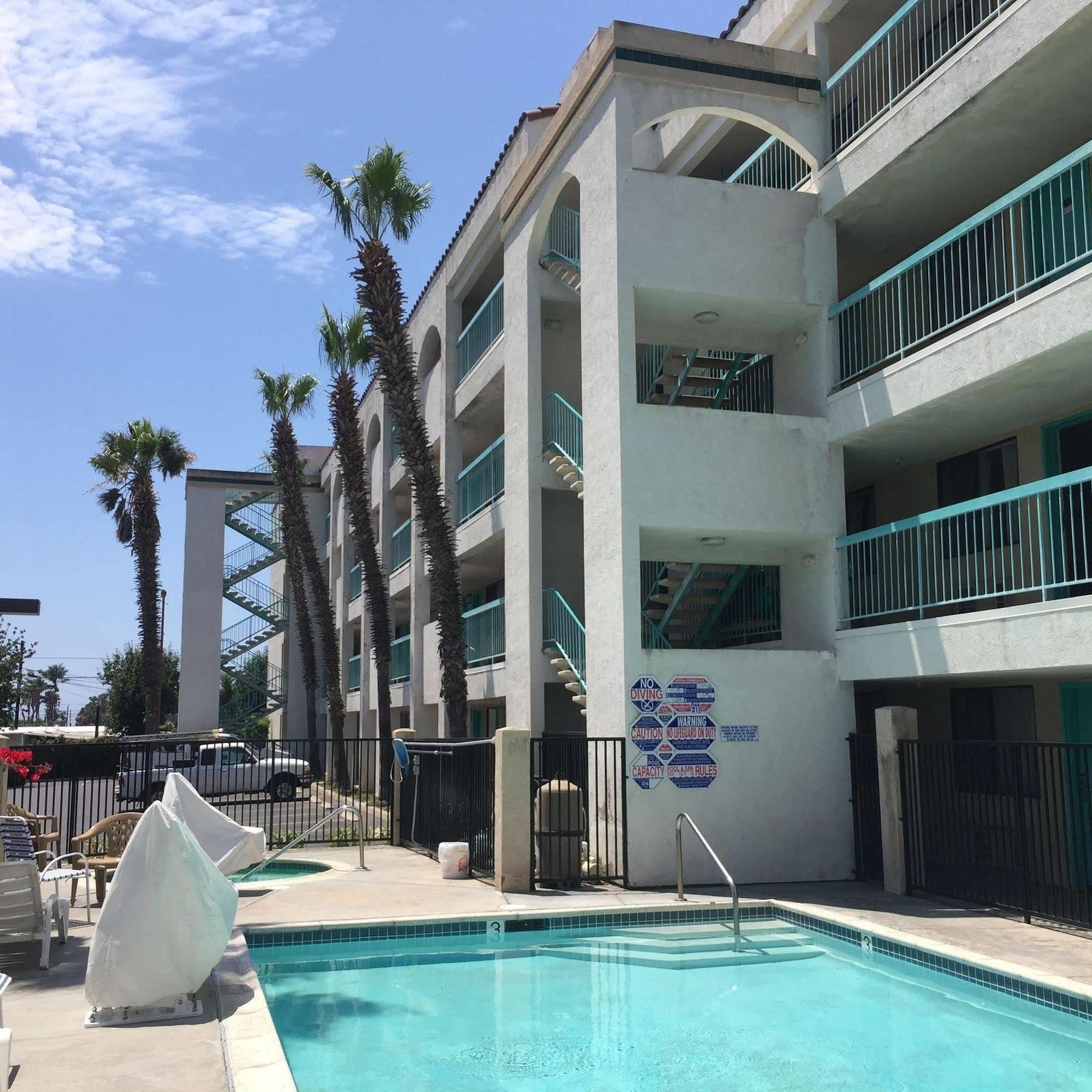 Days Inn By Wyndham Chula Vista-San Diego Exteriér fotografie